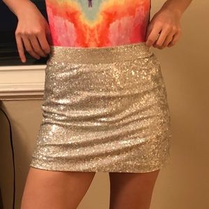 Forever 21 Silver Sequin Skirt